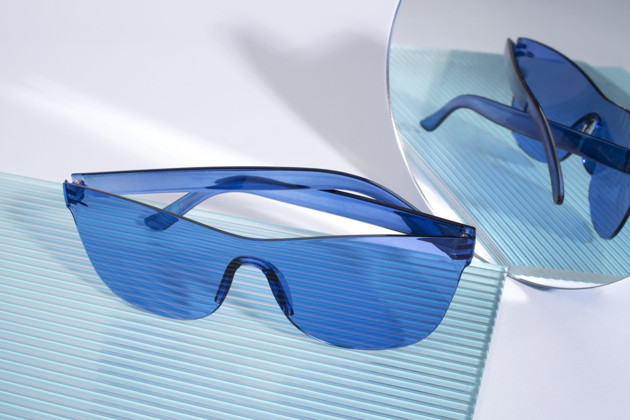 colored-transparent-sunglasses-still-life-2